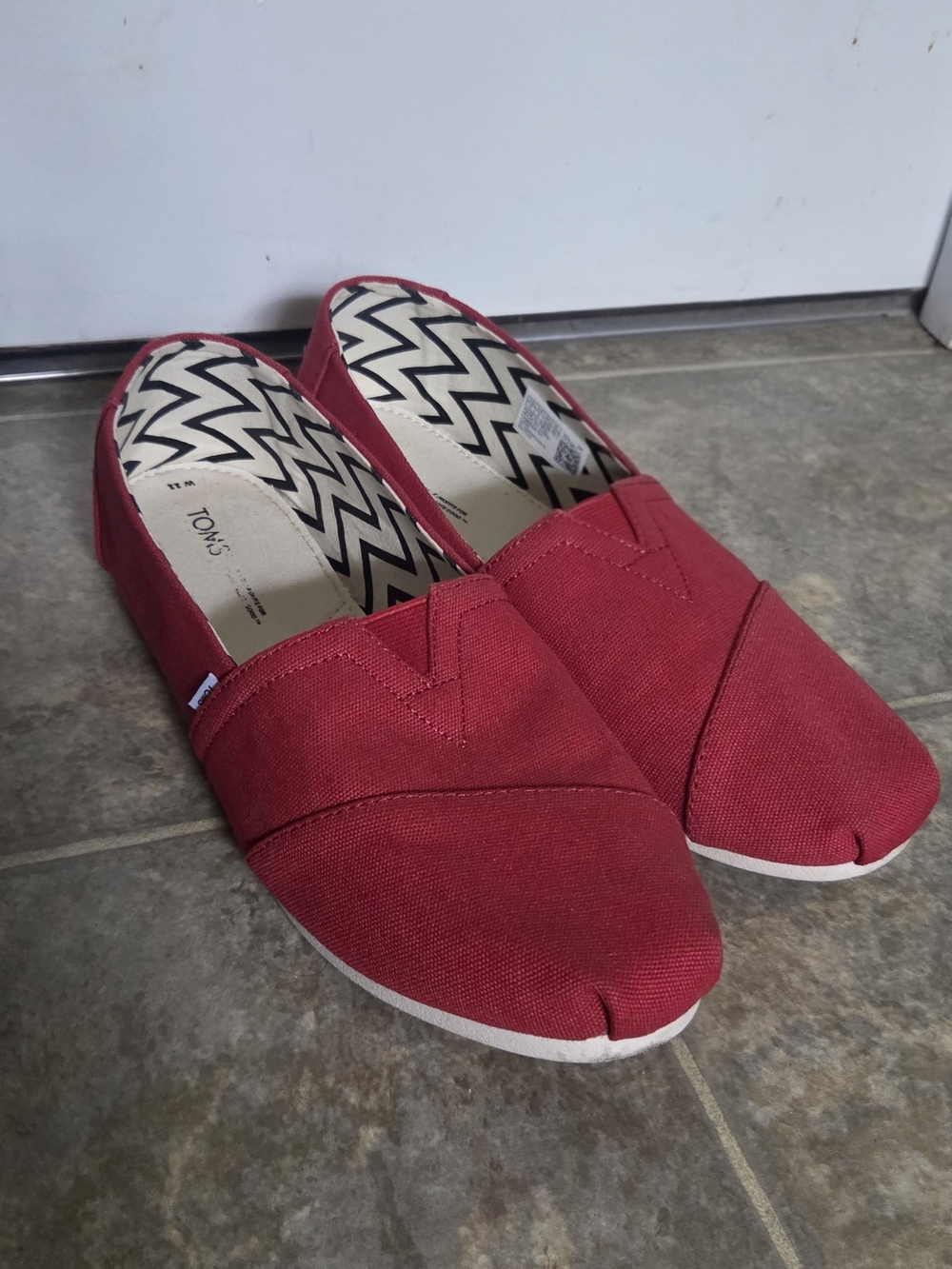 TOMS Classic Alpargata Canvas Slip On Shoes